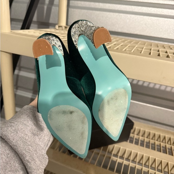 Green Betsey Johnson Heels - Picture 3 of 4